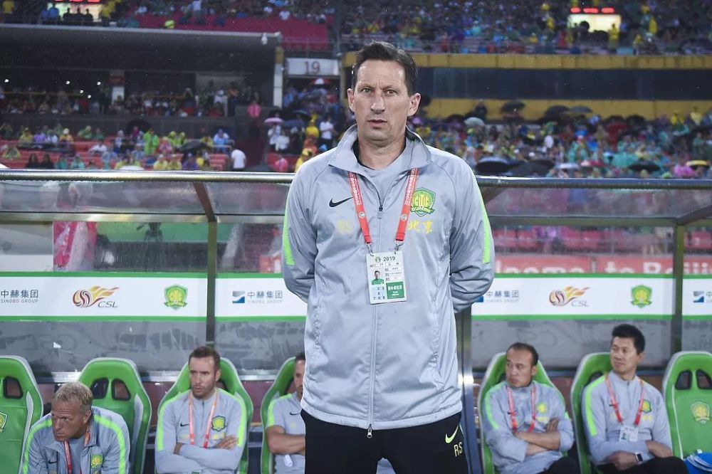 出非凡的天 出非凡的天