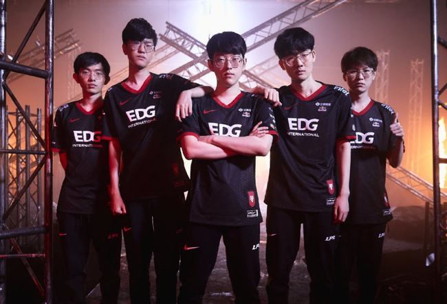 简单的球员 简单的球员